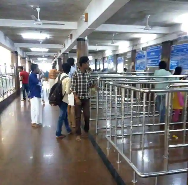 திருப்பதி லட்டு கவுண்டர்