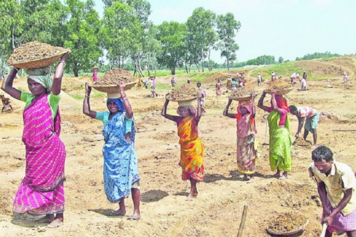 முதல்வர் ஆற்றிவரும் பணிக்காக பாராட்டு - சிந்தனை செல்வன்