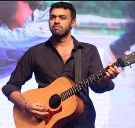 பிரபல கிட்டாரிஸ்ட்