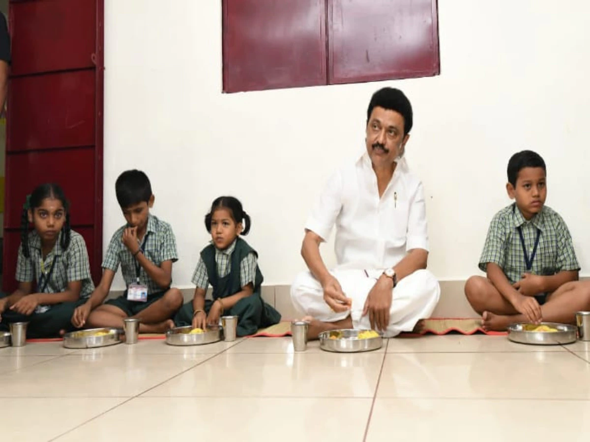 காலை உணவு திட்டம் - ஸ்டாலின்