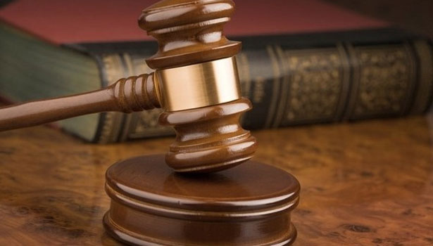 என்ன நடக்கும் . ஏது நடக்கும்னு தெரியல. தப்பி ஓடும் ரவுடி பீதி