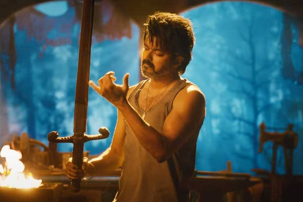 மீண்டும் கூட்டணி கொண்டாட்டத்தில் விஜய் ரசிகர்கள்!