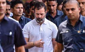 தீர்ப்புக்கு தடை கோரிய ராகுல் வழக்கில் இன்று தீர்ப்பு