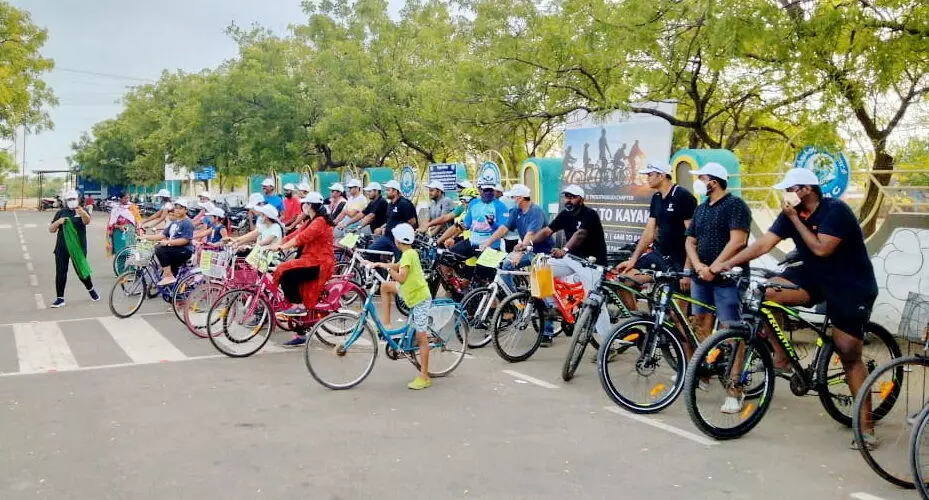 எரிபொருள் சிக்கனம் குறித்து விழிப்புணர்வு பேரணி