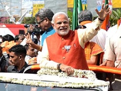 மோடி, கர்நாடகா மாநிலத்திற்கு 27 முறை சென்று கடுமையான பிரச்சாரத்தை மேற்கொண்டார்.