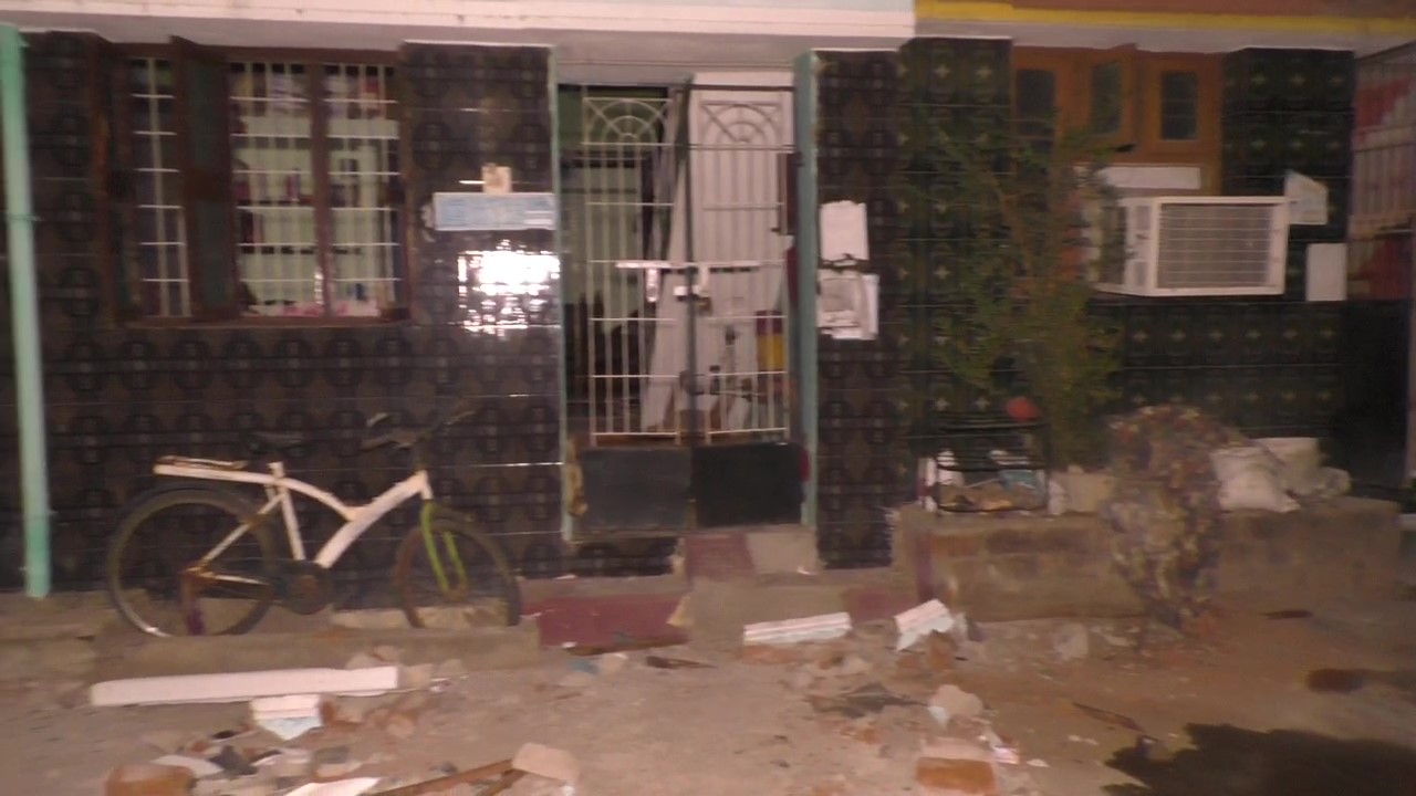 முதியவரின் அறியாமையால் ஏற்பட்ட தீ விபத்து, அப்பகுதியில் பெரும் பரபரப்பு