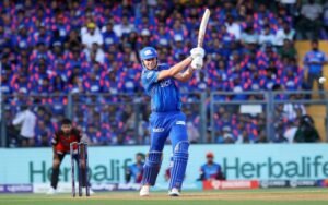 மும்பை அணி 8 விக்கெட்டுகள் வித்தியாசத்தில் வெற்றி!