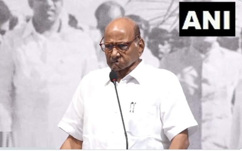 தனது முடிவை மாற்றிய சரத் பவார்.... தொண்டர்கள் மகிழ்ச்சி!