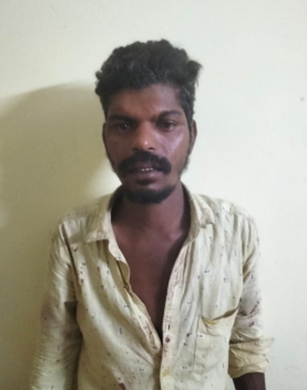 சித்தப்பாவை கத்தியால் குத்தி கொலை செய்த சம்பவம் ராசிபுரத்தில் பரபரப்பு