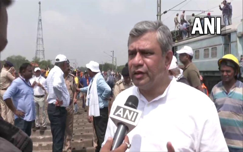 மத்திய ரயில்வே அமைச்சர் அஸ்வினி வைஷ்ணவ் பதவி விலக எதிர்க்கட்சிகள் வலியுறுத்தல்!