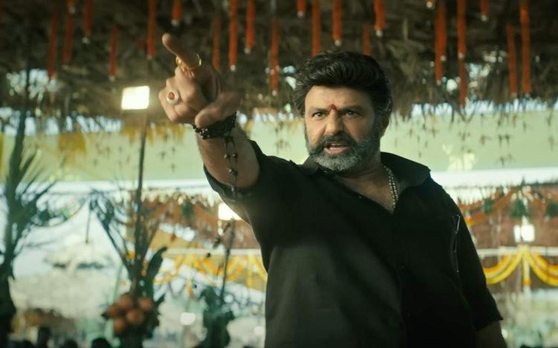 'சினிமாவில் அதிக ஹீரோயின்களோடு நடித்த சாதனையாளர்....அரை நூற்றாண்டு காலமாக சினிமாவில் நிலைத்து நிற்கும் ஹீரோ'- விரிவான தகவல்!