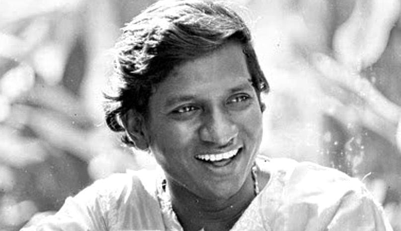  இசைத்துறையில் ஞானி ஆனால் , பொதுவாழ்க்கையில் ?