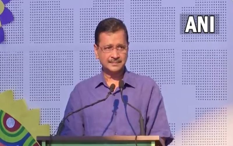 சிறையில் வாடும் மணீஷ் சிசோடியா- கண்கலங்கிய முதலமைச்சர் அரவிந்த் கெஜ்ரிவால்!
