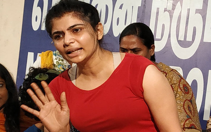 முதல்வருடன் இருப்பதால் வைரமுத்துவை கைது செய்ய சொல்வது குற்றமா? நிருபரிடம் சீறிய அண்ணாமலை
