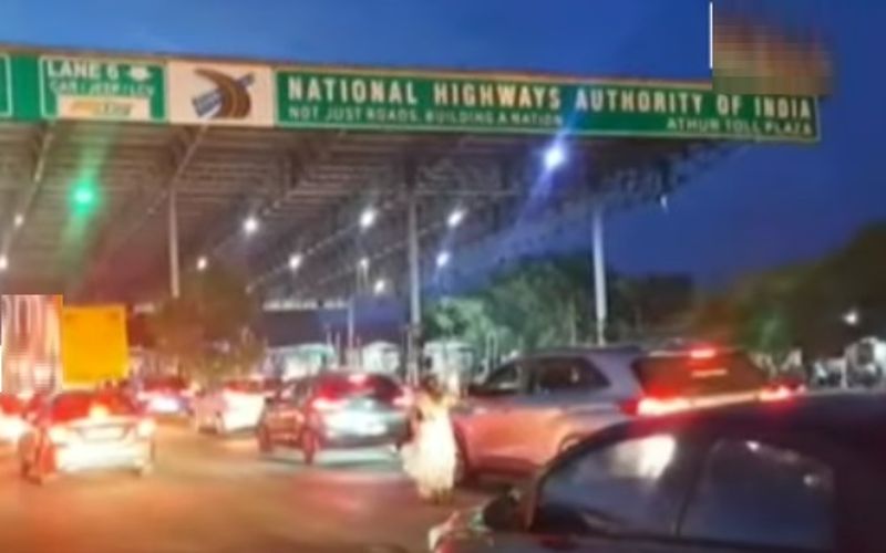 சென்னை திரும்பும் மக்கள்..... சோதனைச் சாவடியில் போக்குவரத்து நெரிசல்!