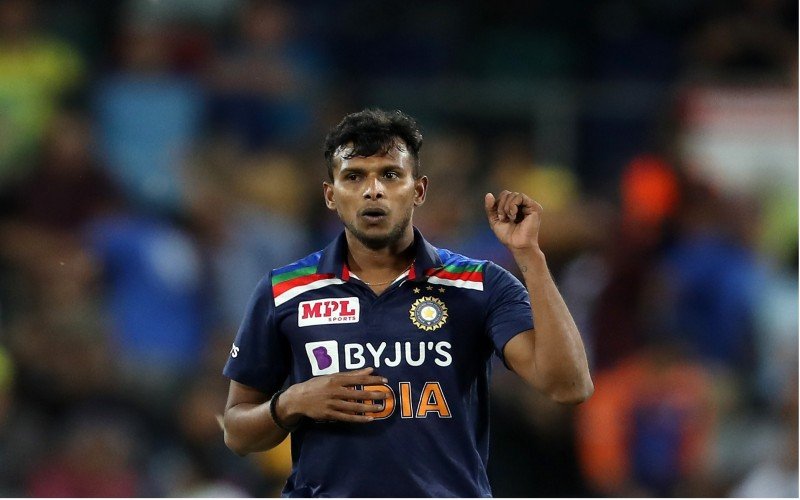 நடராஜன் கிரிக்கெட் மைதானத்தைத் திறந்து வைக்கிறார் தினேஷ் கார்த்திக்!
