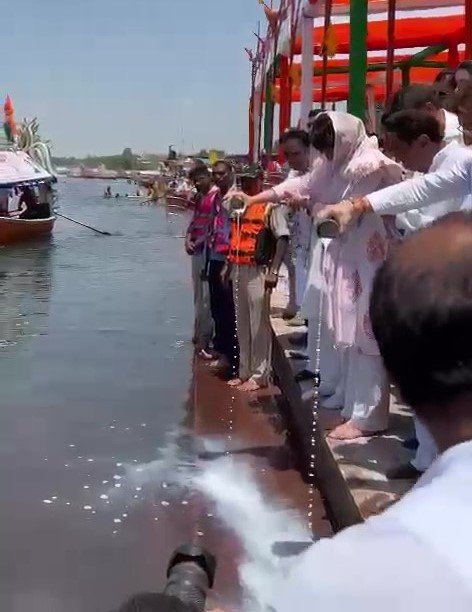 இன்று முதல் தேர்தல் பிரச்சாரத்தை தொடங்கிய பிரியங்கா காந்தி