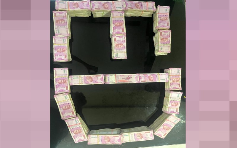 சுரேஷ் ஜகுபாய் படேலுக்கு சொந்தமான இடங்களில் அமலாக்கத்துறை சோதனை!