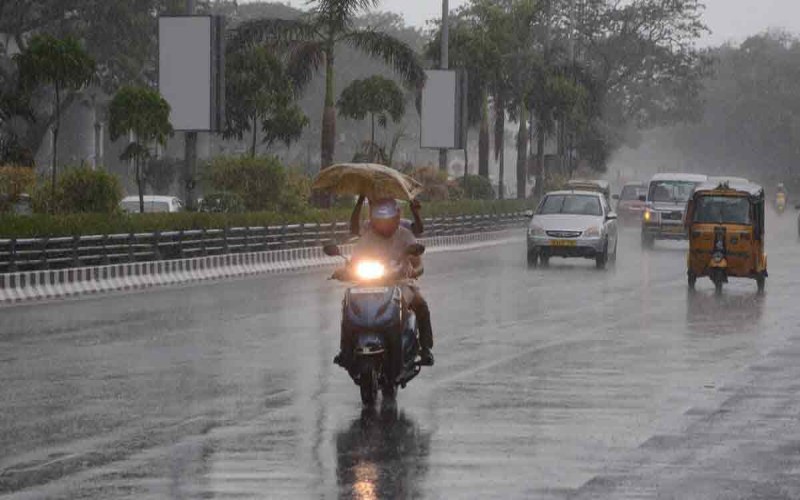 சென்னை மற்றும் சுற்றுவட்டாரத்தில் மிதமான மழை!