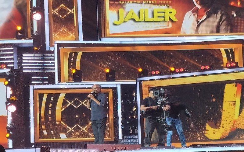 "நான் பயப்படுவது இரண்டே பேருக்கு தான்"- நடிகர் ரஜினிகாந்த் பேச்சு!