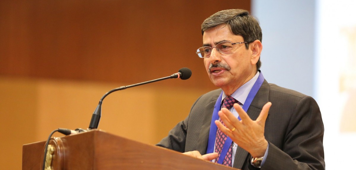 ஆளுநர் தனது பதவியை ராஜினாமா