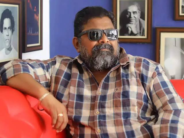 பூர்ணாவுக்கு மகனாக பிறக்க வேண்டும்..... மிஷ்கினை கலாய்த்து தள்ளும் நெட்டிஷன்கள்!