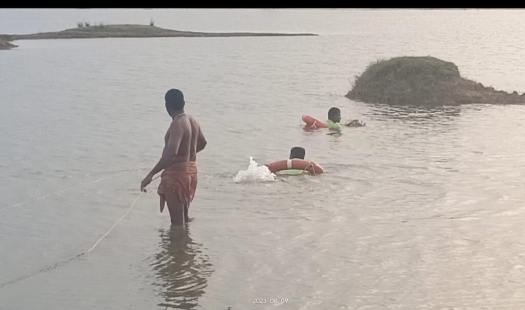 வேல் டெக் கல்லூரி மாணவர் வெள்ளனூர் ஏரி நீரில் மூழ்கி பலி