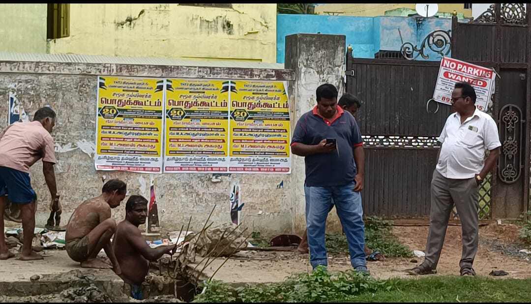 சந்திரனில் கால் வைக்கும் இந்தியா, சாக்கடையில் கால் வைக்கும் ஆவடி மாநகராட்சி