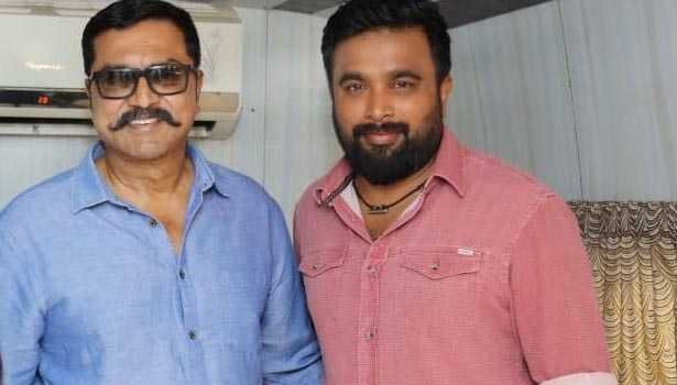 சரத்குமாருடன் சசிகுமார் நடிக்கும் நா நா படத்தின் ரிலீஸ் தேதி அறிவிப்பு!