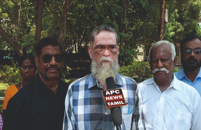 சென்னை மாநகராட்சி அம்பத்தூர் மண்டல அலுவலகத்தை பூட்டுப் போடும் போராட்டம்