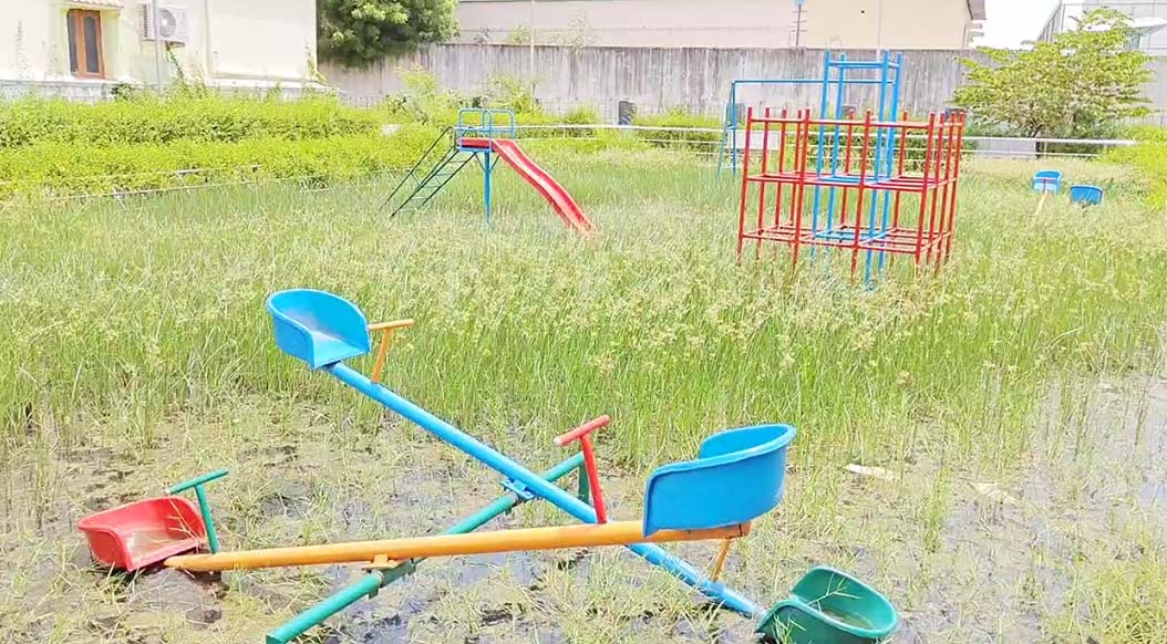 முறையான பராமரிப்பு இல்லாத ஆவடி பூங்காக்களில் தேங்கி இருக்கும் தண்ணீரில் அதிக அளவில் கொசுக்கள் உற்பத்தி – பொதுமக்கள் அவதி