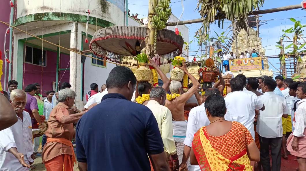 ஸ்ரீ ராதா ருக்மணி ஸமேத ஸ்ரீ வேணு கோபால பெருமாள் ஆலய கும்பாபிஷேகம் – திரளான பக்தர்கள் பங்கேற்பு