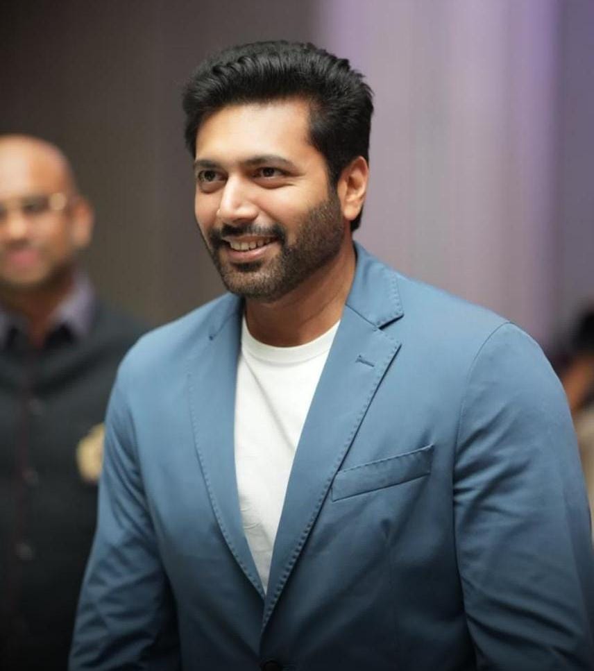 டிமான்ட்டி காலனி 2 படக்குழுவுடன் இணைந்த ஜெயம் ரவி.... அதிகாரப்பூர்வ அறிவிப்பு!