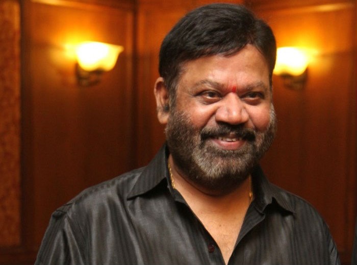 தளபதி விஜயை இயக்க மறுத்த பிரபல இயக்குனர்.... யார் தெரியுமா?