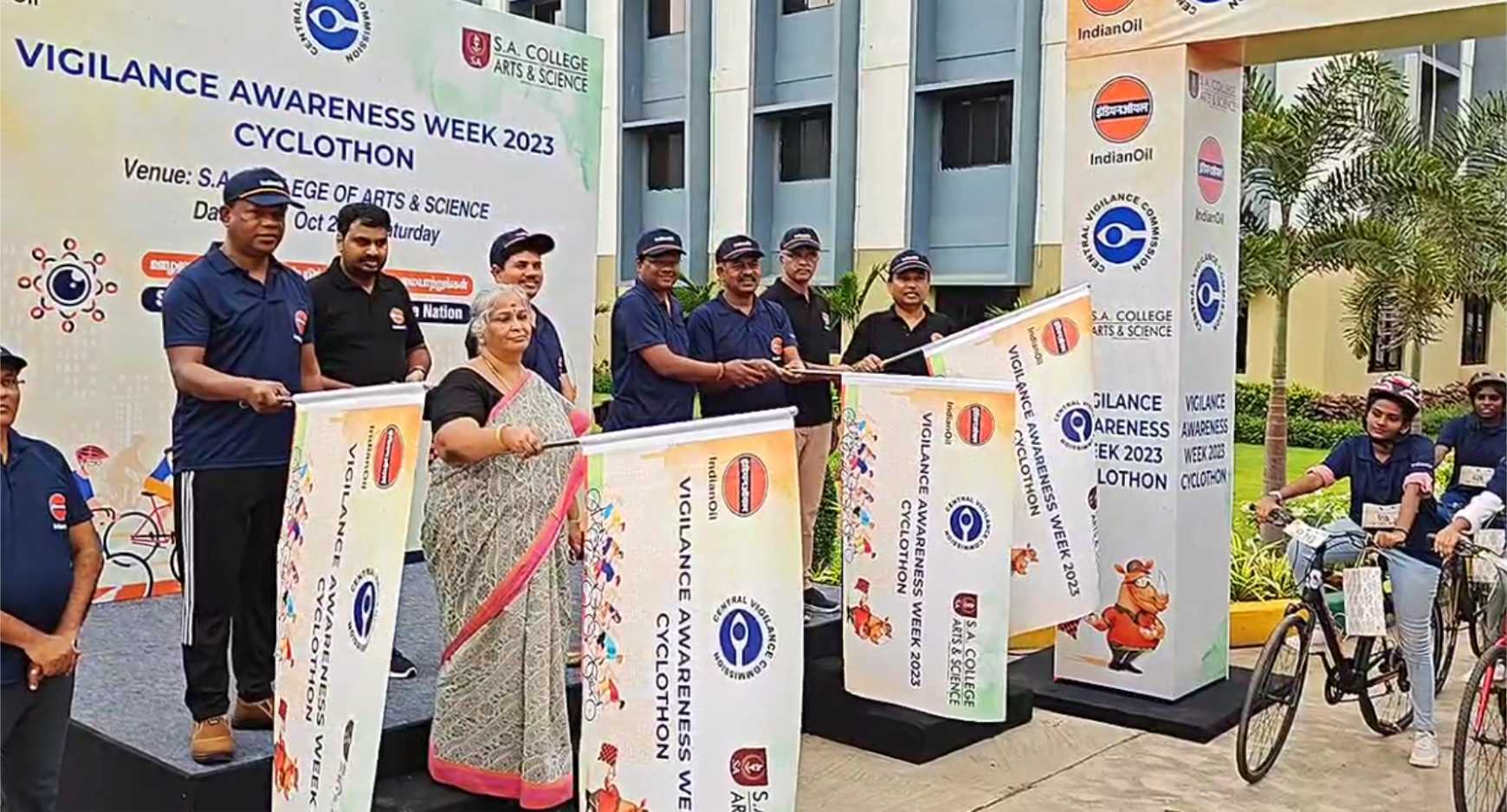 லஞ்ச ஒழிப்பு வாரம் – கல்லூரி மாணவர்கள் சைக்கிள் பேரணி