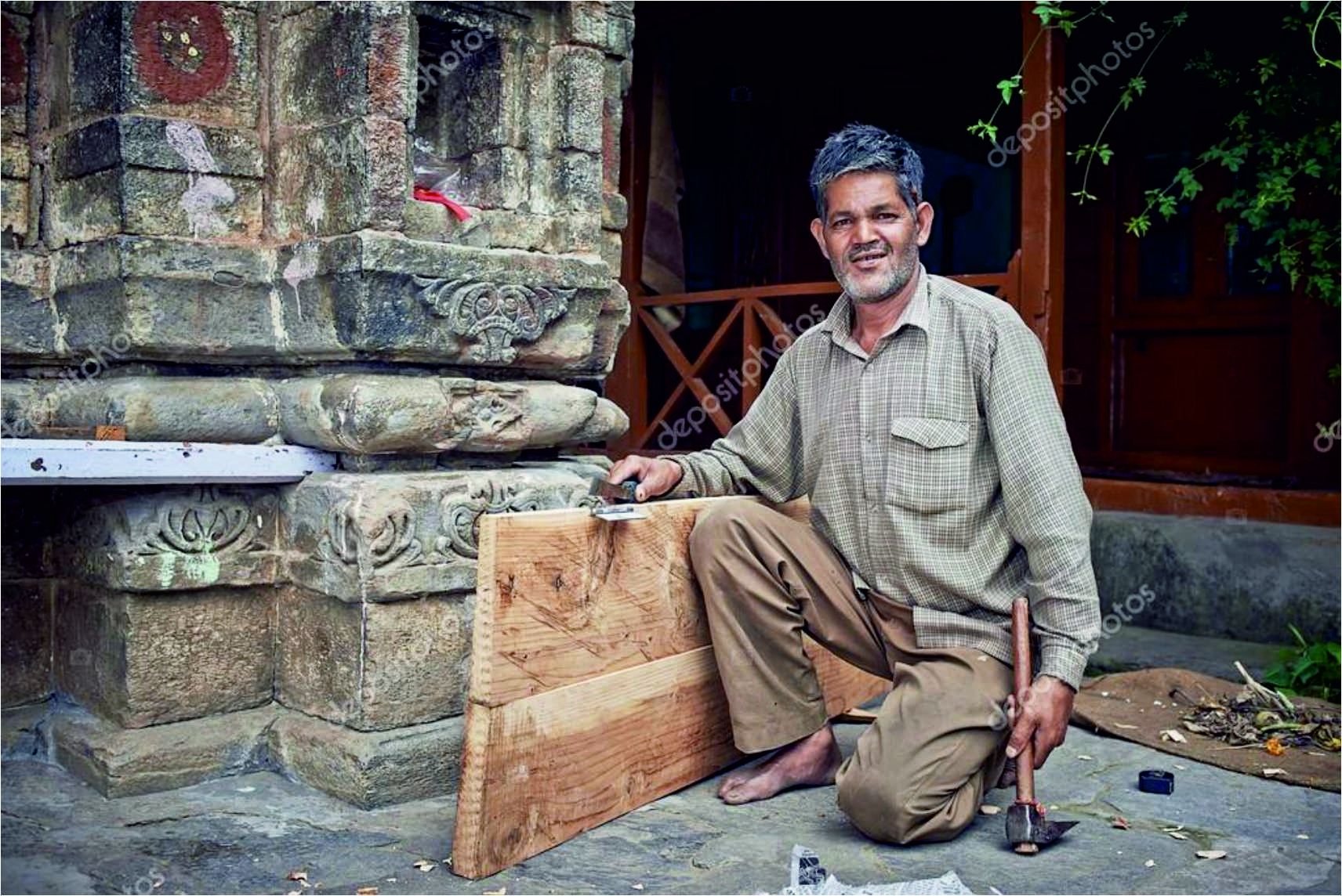 தமிழ் சமுதாயம் இனி பிழைக்குமா..? தழைக்குமா...?