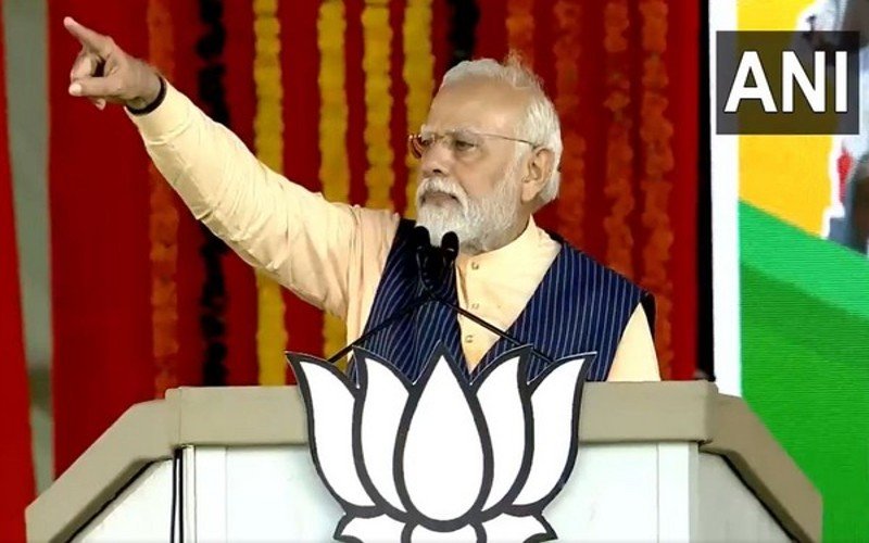 "தமிழக கோயில்களை மாநில அரசு ஆக்கிரமித்துள்ளது"- பிரதமர் நரேந்திர மோடி குற்றச்சாட்டு!