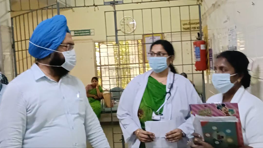 காய்ச்சல் ஏற்பட்டால் மருத்துவரின் அலோசனை பெற்று சிகிச்சை பெற வேண்டும், வீட்டில் இருந்த படி சுயமருந்து எடுத்து கொள்வது என்பது கூடாது