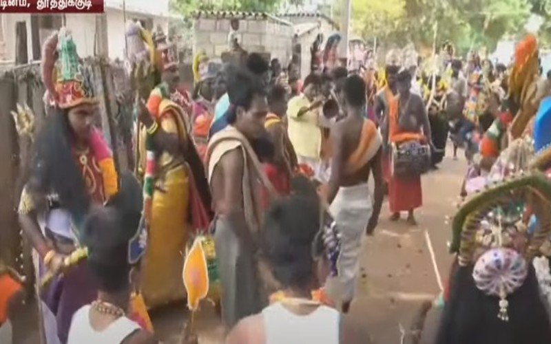 விழாக்கோலம் பூண்டது முத்தாரம்மன் கோயில் திருவிழா!