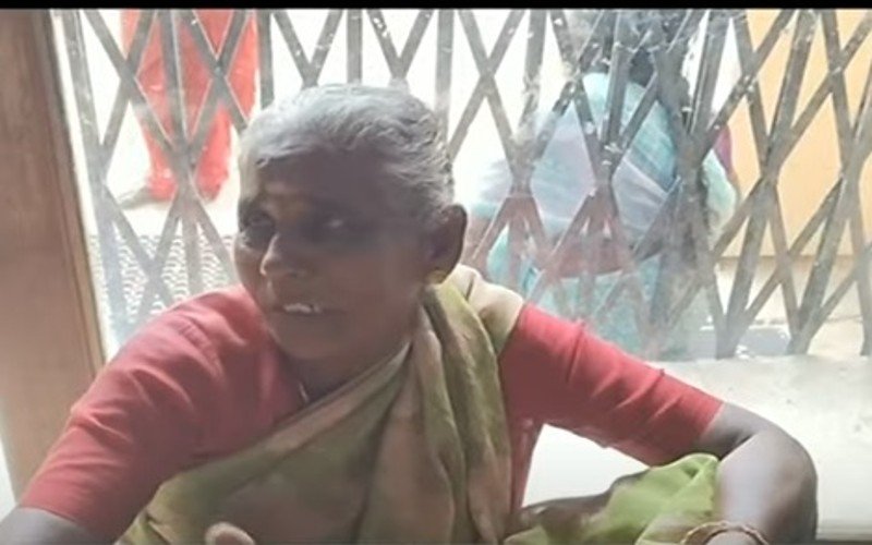 2,000 ரூபாய் நோட்டுகளை மாற்ற வங்கிக்கு வந்த மூதாட்டி!