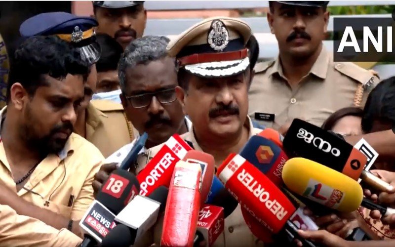 "குண்டு வெடிப்பு சம்பவம் குறித்து சிறப்பு புலனாய்வுக் குழு அமைத்து விசாரிக்கப்படும்"- கேரள காவல்துறை டி.ஜி.பி. பேட்டி!