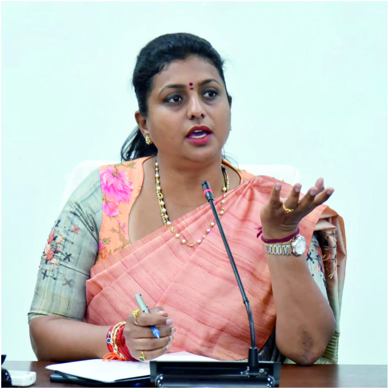 தனித்து நின்று நாங்கள் மீண்டும் வெல்வோம் – அமைச்சர் ரோஜா பேட்டி