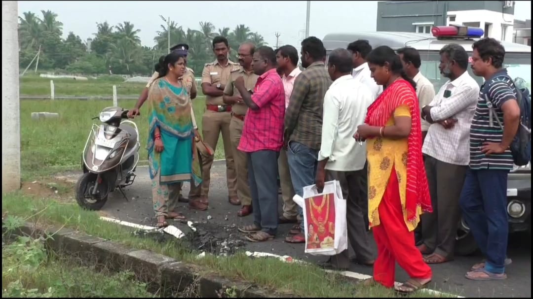 திருநின்றவூர் அருகே ஏரி பாசனம் நீர் கால்வாயை ஆக்கிரமிப்பு செய்து ரியல் எஸ்டேட் வியாபாரம்.