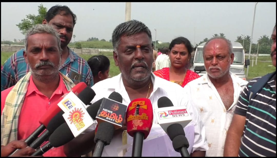 திருநின்றவூர் அருகே ஏரி பாசனம் நீர் கால்வாயை ஆக்கிரமிப்பு செய்து ரியல் எஸ்டேட் வியாபாரம்.