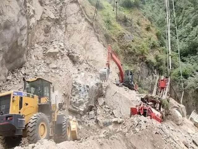 Tunnel Collapsed in Uttarakhand