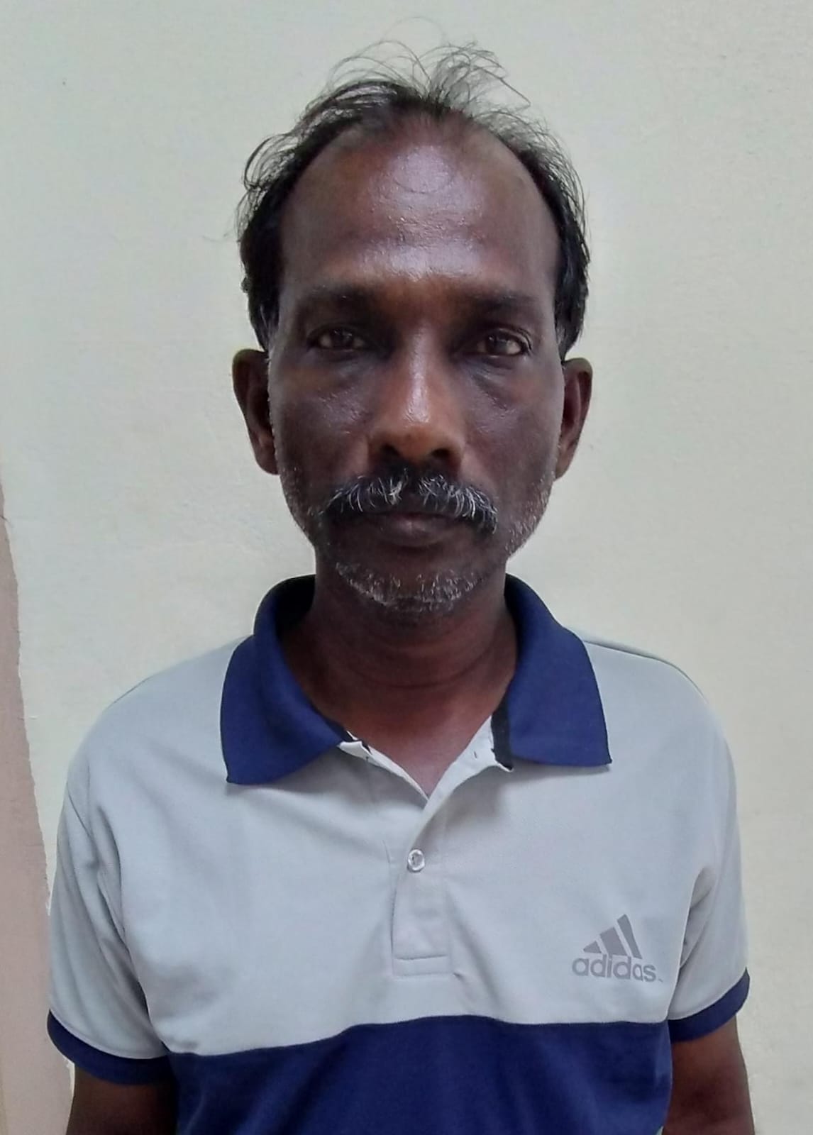 போலி ஆவணம் - இடைத்தரகர் கைது