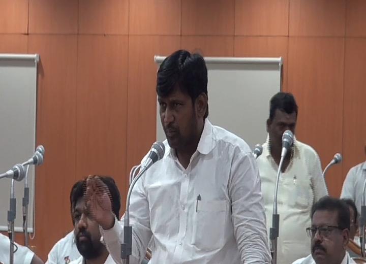 ஆவடி மாமன்ற வார்டு உறுப்பினர்கள் வேதனை