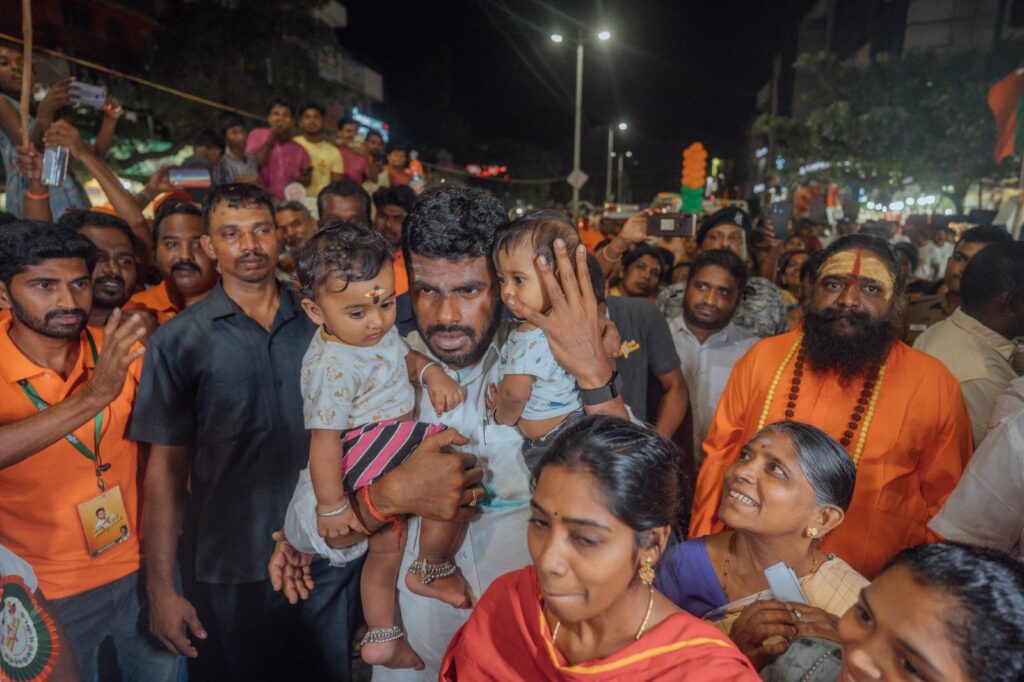 எதிர்காலத்தை நிர்ணயிக்கும் மழலைச் செல்வங்கள் - தலைவர்கள் வாழ்த்து..