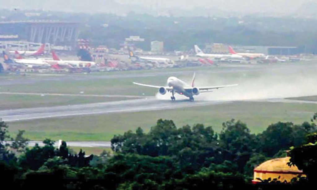 22 விமானங்கள் புறப்பாடு தாமதம்