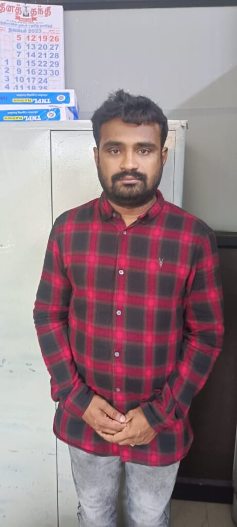 விசா பெறுவதற்கு போலி ஆவணங்கள் – ஆந்திர பொறியியல் பட்டதாரி கைது!